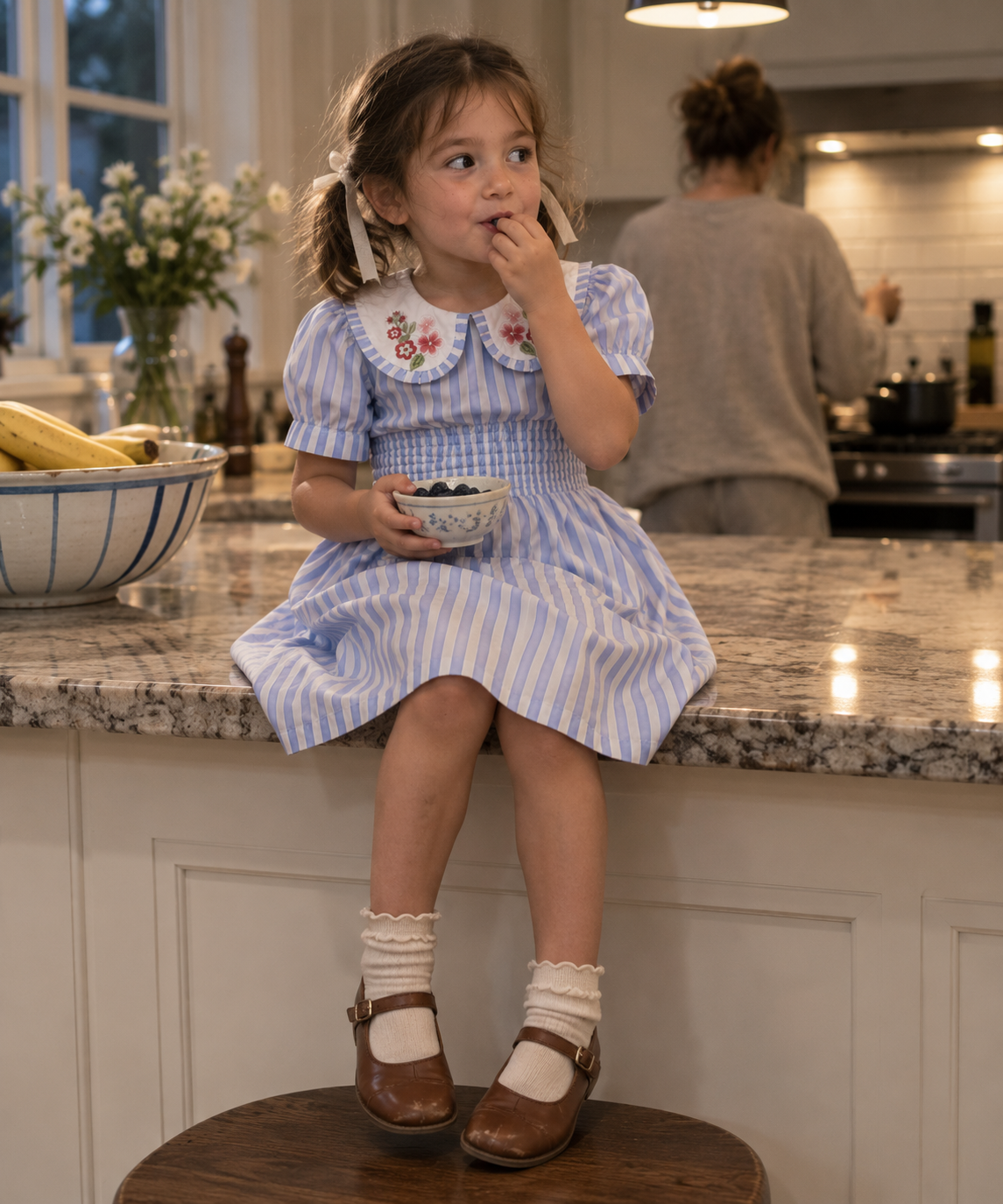 Vestido Portofino de algodón orgánico a rayas para niñas | Vestido de verano fruncido