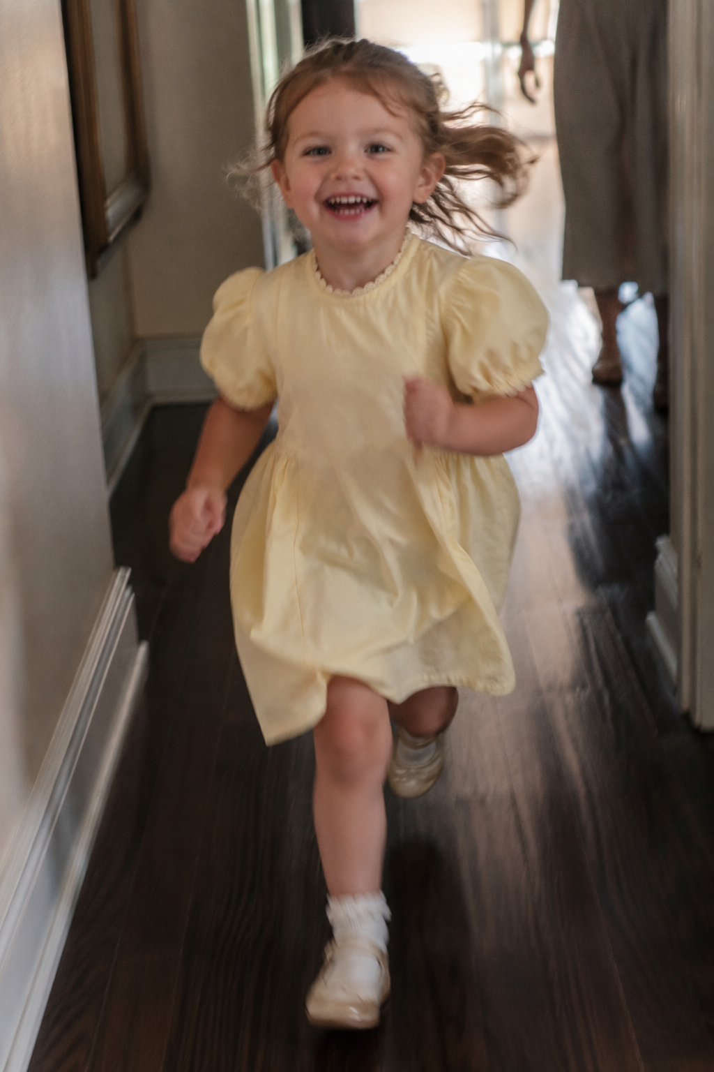 Vestido de algodón orgánico Sorrento para niñas | Vestido de verano con mangas abullonadas
