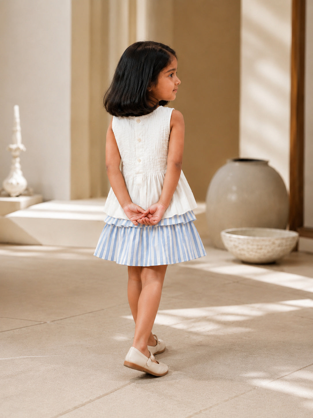 Blusa de algodón orgánico con pliegues Vienna para niñas | Top sin mangas para bebés y niñas pequeñas