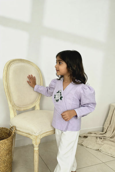 Osaka organic cotton-linen blazer blouse video showing rose embroidery detail and structured fit