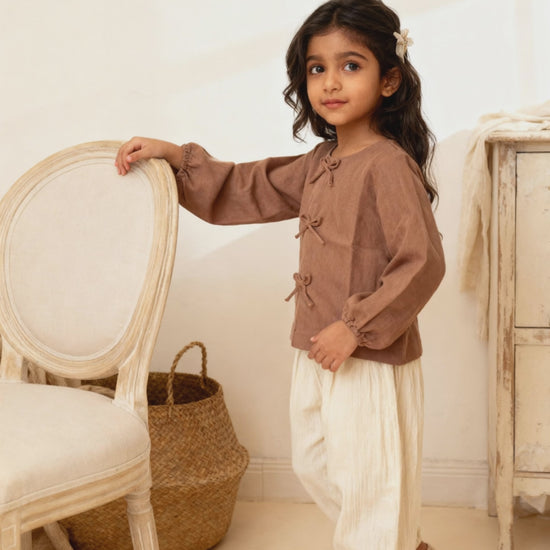 Cairo organic cotton-linen girls blouse video showing soft breathable fabric and movement